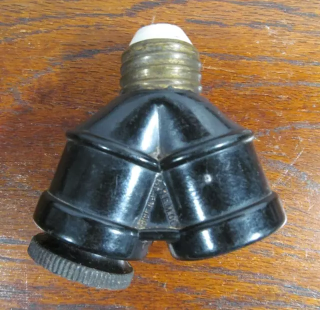 Vtg Bakelite Double Lamp Light Socket Adapter Splitter w/ Screw in Plug Adapter 2