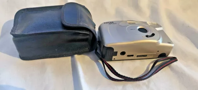 Aus einer Auflösung: tolle Edixa Motor Vision Analogkamera mit Schutztasche