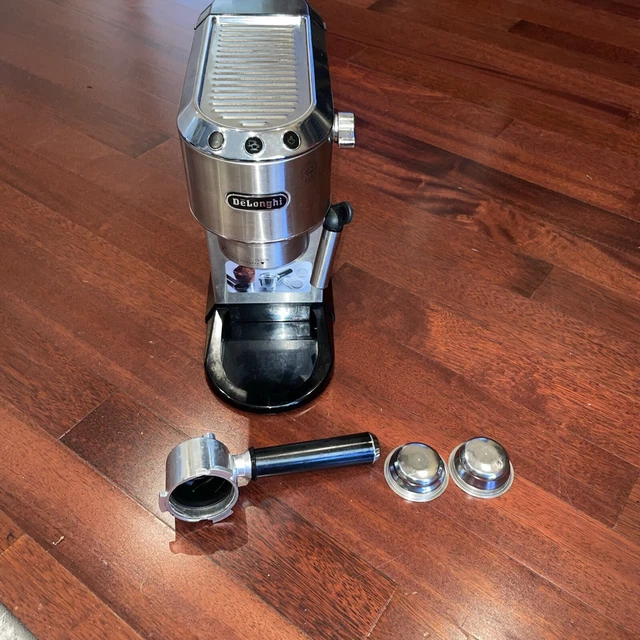 DELONGHI EC680M DEDICA Espresso Machine Coffee Cappucino Maker Milk