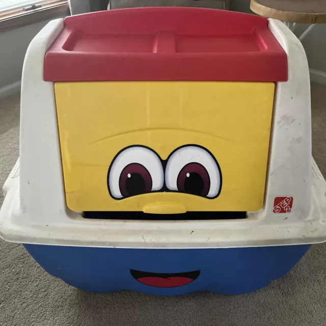 VINTAGE STEP 2 toybox smiley face Blue White Red Toy Box Storage Chest