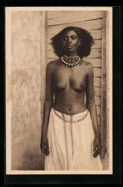 CPA Femme Abéraoual