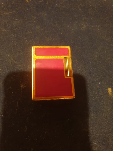 S T Dupont Montparnasse Fountain Pen - Red Laque de Chine