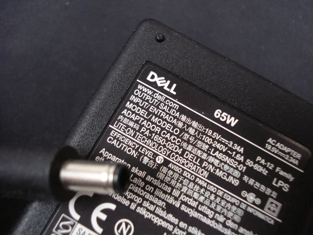 Dell Big Pin 65 Watt 19.5V~3.34A AC Adapter Charger In Central Division - Computer Accessories , Champion Computer Store - Foto 4