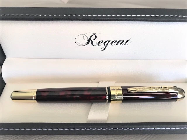 Waterman Hémisphère Stylo roller | laque noire et bleue avec finition