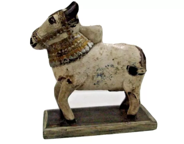 Old Rare Collectible Hand Carved Tribal Wooden Bull Figure #10