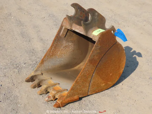 Kubota K7919 24" 5-Tooth Digging Bucket Attachment for Mini Excavators bidadoo
