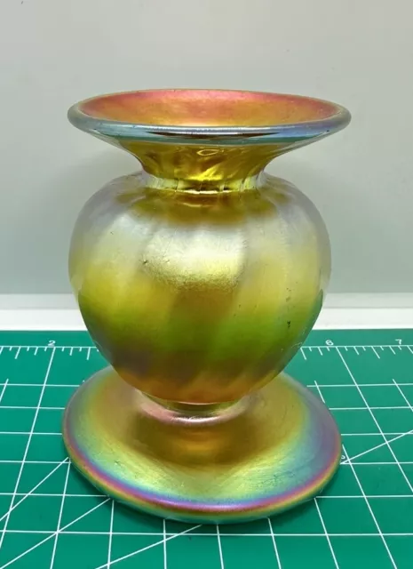 1982 Vintage Unknown Signed Iridescent Art Glass Vase Gold Peacock See Pictures!