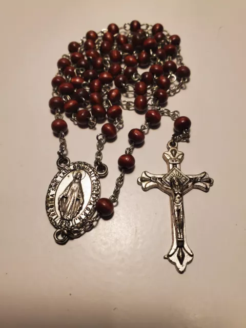 Collar Rosario Rosa Cuentas de Madera Roja Italia Cruz Católica Tono Plata