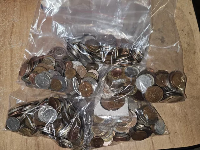 World Coins Bulk Lot of Approx 500 Grams Mixed Lots - Free Post