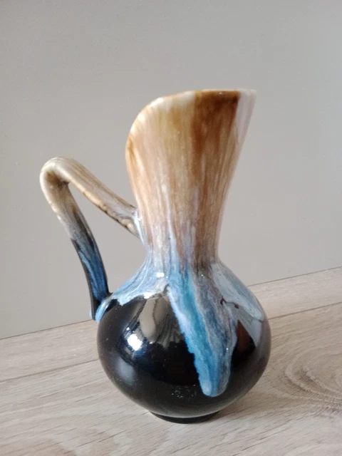 BEAU VASE EN porcelaine de Limoges bleu de four scène galante réhaussé