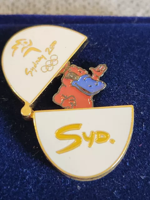 2000 Sydney Olympic Games Opening Egg Pin Mascot Syd Box Badge