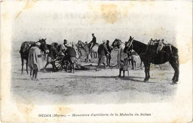 CPA AK Military MOROCCO - OUDJA - Mahalla Artillery Maneuver (92473)