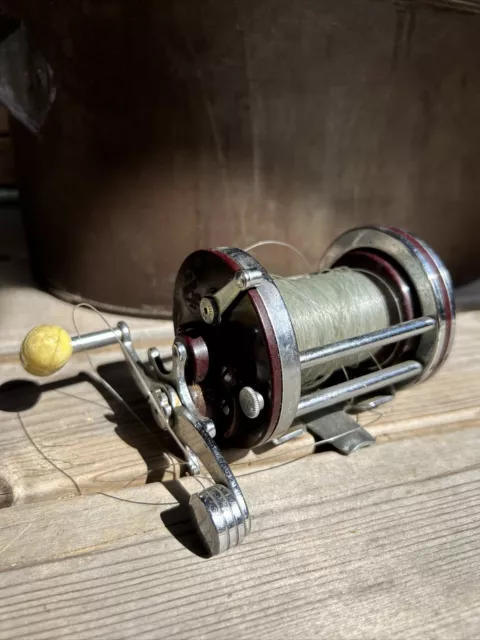 VINTAGE PENN SQUIDDER No.140 FISHING REEL