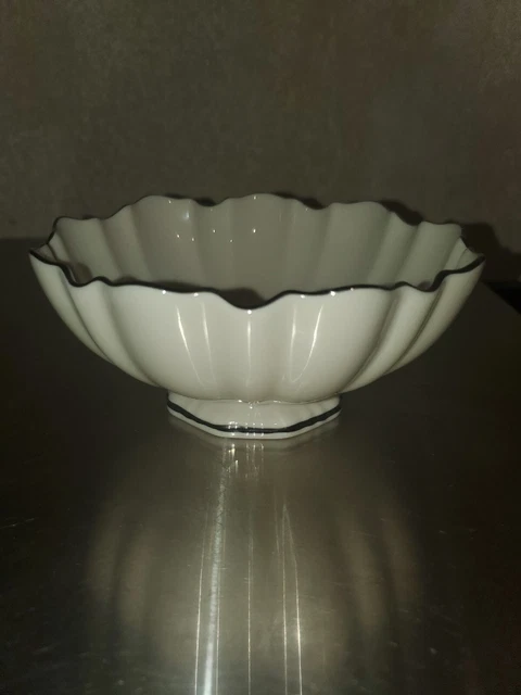 Vintage Lenox Symphony Bowl 24k Gold Rim Scallop Candy Ivory 6" x 3"