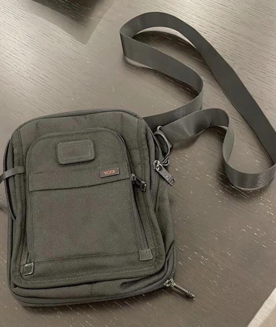 tumi crossbody bag unisex 2