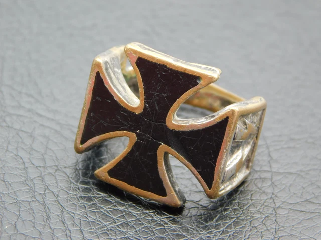 Vintage IRON CROSS Biker RING 1980s 945 Sterling Size 7.5 Maltese Cros