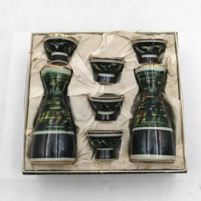 Sake vessel Kutani Tojo Sake Bottle Set from Japan