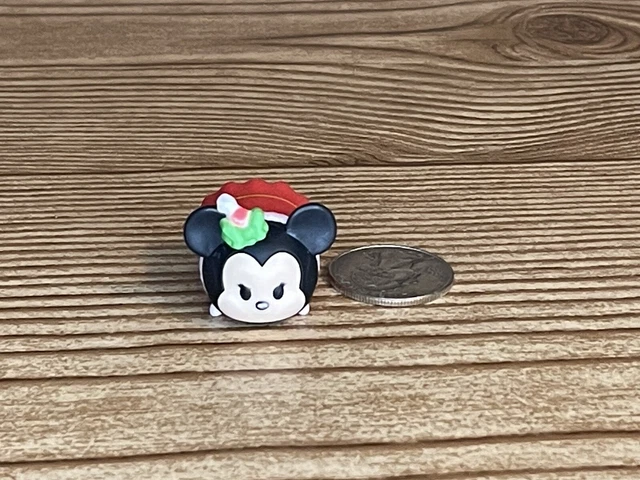 Disney Tsum Tsum Vinyl Medium Size Christmas Minnie