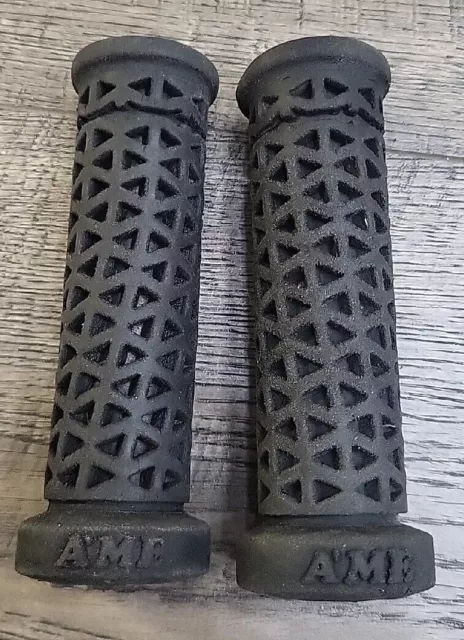 AME BMX GRIPS 80s OAKLEY SE BOSS HUTCH REDLINE DG OGK COOK BROS JMC VDC SCHWINN AME BMX GRIPS 80s OAKLEY SE BOSS HUTCH REDLINE DG OGK COOK BROS JMC VDC SCHWINN