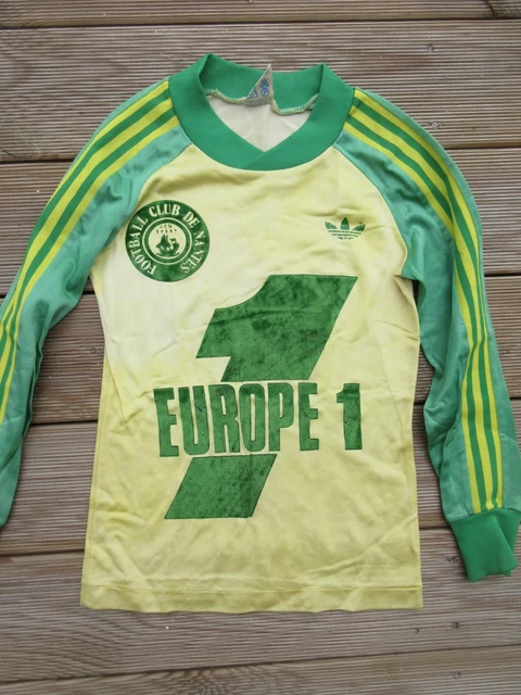 Maillot 2011-12 ext a - Maillots Championnat FCN