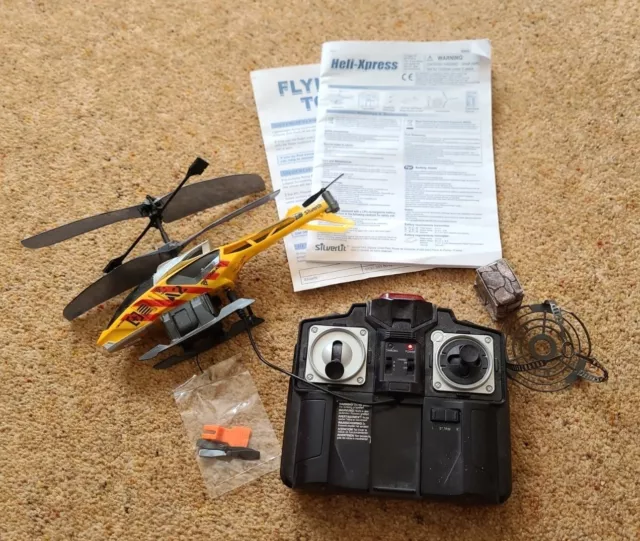 SilverLit Flybotic Stunt Drone Cascadeur 2.4 GHz 33 cm USB Charger