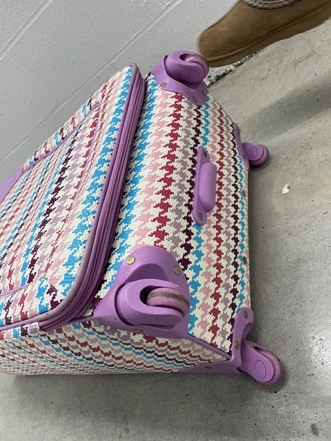 Samantha Brown Classic Pink Croc Embossed  Spinner Wheeled Upright Luggage 10