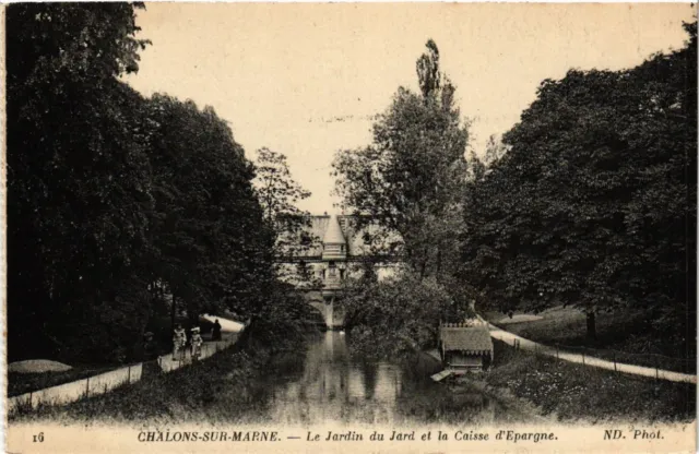 CPA CHALONS-sur-MARNE-Le Jardin du Jard et la Caisse d'Epargne (491454)