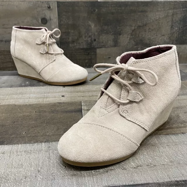 Toms Womens Beige Suede Ankle Wedge Booties Size 7 GREAT!