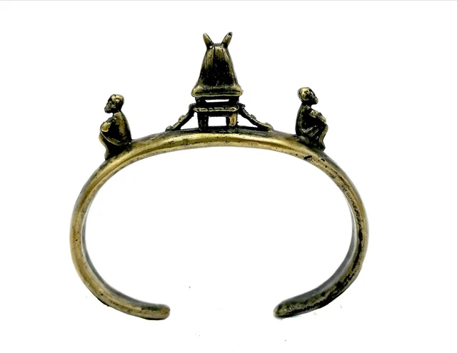 (3401) Antique Bronze Bracelet, Timor, Indonesia (3401) Antique Bronze Bracelet, Timor, Indonesia
