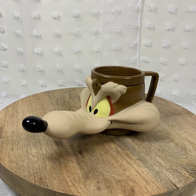 WILE E COYOTE Mug Cup Warner Bros Looney Tunes 3D 1992 Promotional