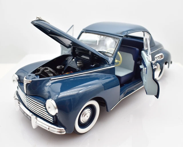 LE416 SOLIDO 8156 Voiture 1/18 1:18 Peugeot 203 découvrable 1954 rouge