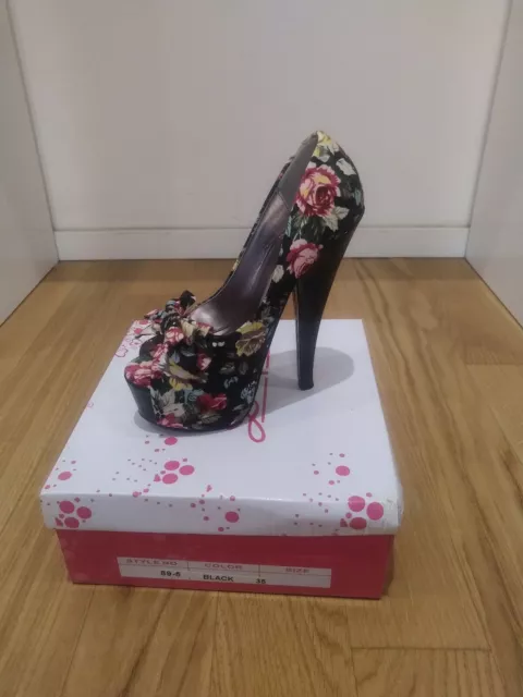 Donna scarpe Sexy Décolleté Open Toe Alte Con Tessuto Fiori Nere Brand Sofi 35