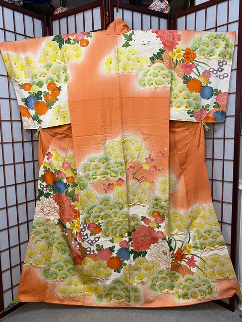 Stunning Four Seasons Silk Floral Woman's Kimono