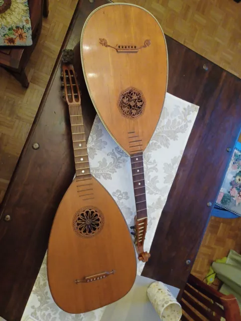 Due bellissimi suoni (tedeschi) adatti al gioco. Suoni di chitarra. Chitarre. Antico.