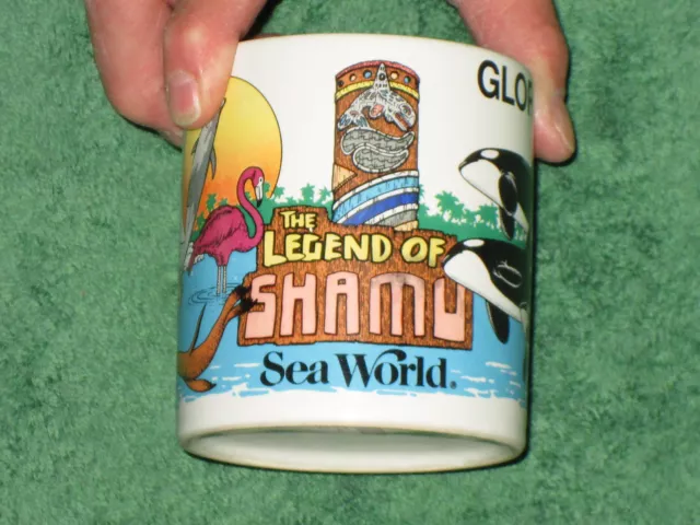 Legend Of Shamu Sea World coffee mug whales dolphins penguins 1988