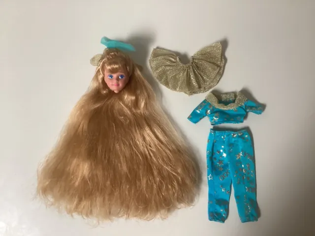 1992 Mattel Barbie Hollywood Hair Skipper Doll Head Clothes