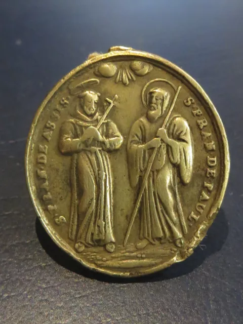 Antigua Medalla Religiosa Colgante: San Francisco De Asís Y San Fran De Paul