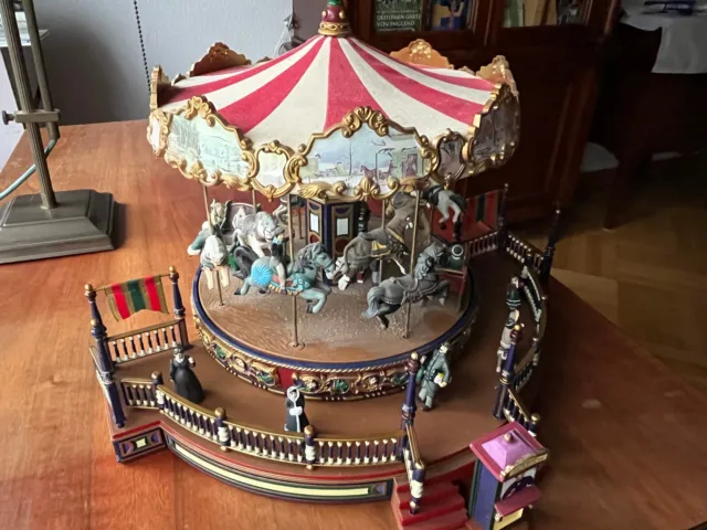 Vintage Sammlerstück  von Mr. Christmas: Holiday around the Carousel