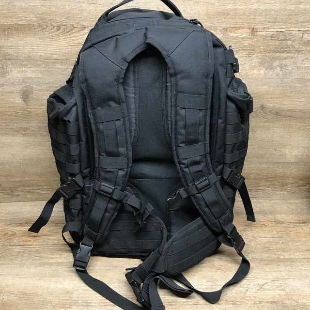 SOG BARRAGE TACTICAL Internal Frame Backpack Color Black Condition Is