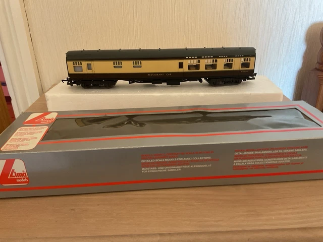 Auto Coach Train LIMA OO GAUGE British Rail Restaurant Car Coach W24760 Cream/Brown ...