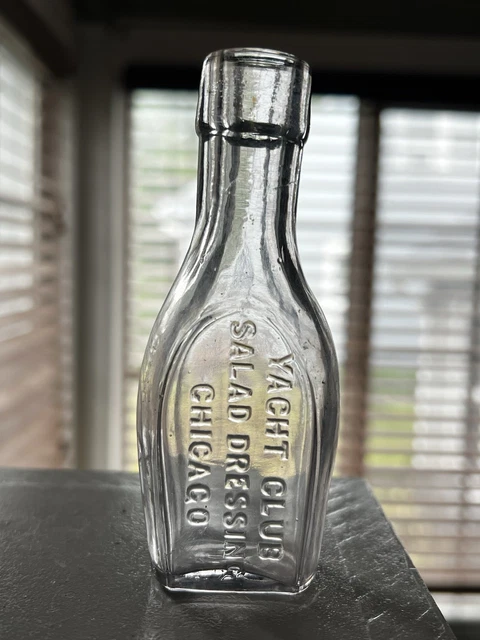 yacht club salad dressing bottle 👀 Chicago 7.5