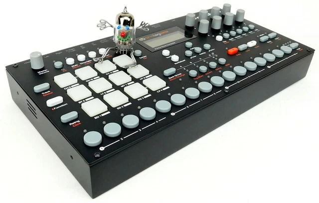 ELEKTRON ANALOG RYTM MK1 Synthesizer Drum Computer +Neuwertig OVP+ 1,5J ...