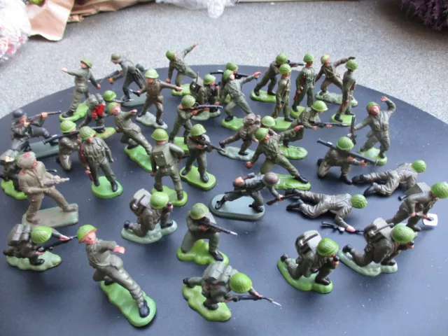 Britains Plastic Khaki Infantry Nice Big Lot Lovely Condition