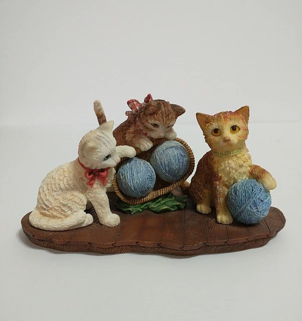 Vntg Lang & Wise Cat Figurine 1st Edition "Spilling the Yarn" Susan Winget 1999 Vntg Lang & Wise Cat Figurine 1st Edition "Spilling the Yarn" Susan Winget 1999