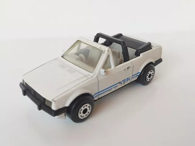 Matchbox Ford Escort XR3i Cabrio 1985 1:56 weiß