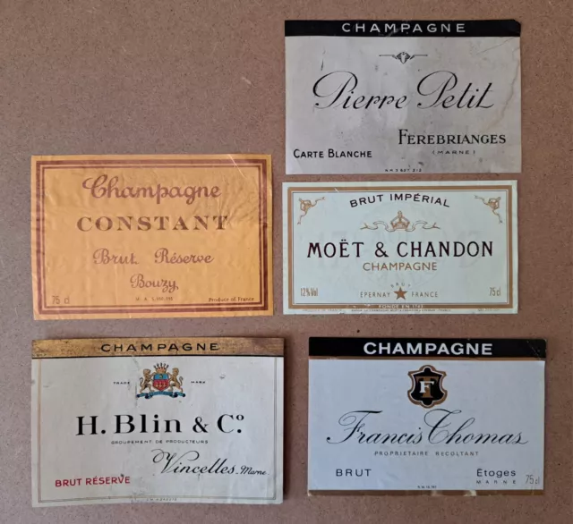 Lot de 5 étiquettes anciennes de Champagne