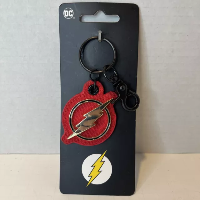 The Flash Keychain Canvas Metal Keyring DC Comics Super Hero Collectible