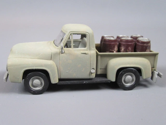 Ford F100 Wrecker 1953 Road Signature 1/18 – Dépanneuse Orange, Occasion Comme Neuve