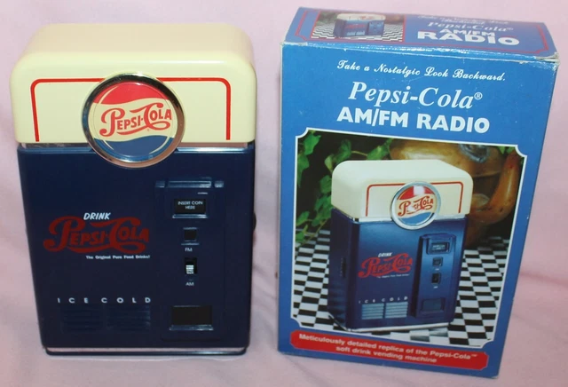 Vintage 1998 Pepsi Cola Vending Machine AM/FM Radio NOS
