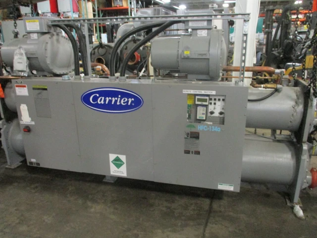 Carrier AquaForce Water-Cooled Chiller 30HXC126RZW671KA 126-Ton R-134a 460V Used